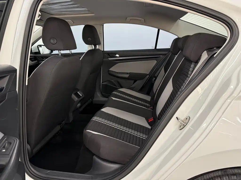 Volkswagen Bora — миниатюра 10