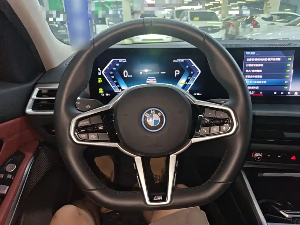 BMW i3 — миниатюра 11