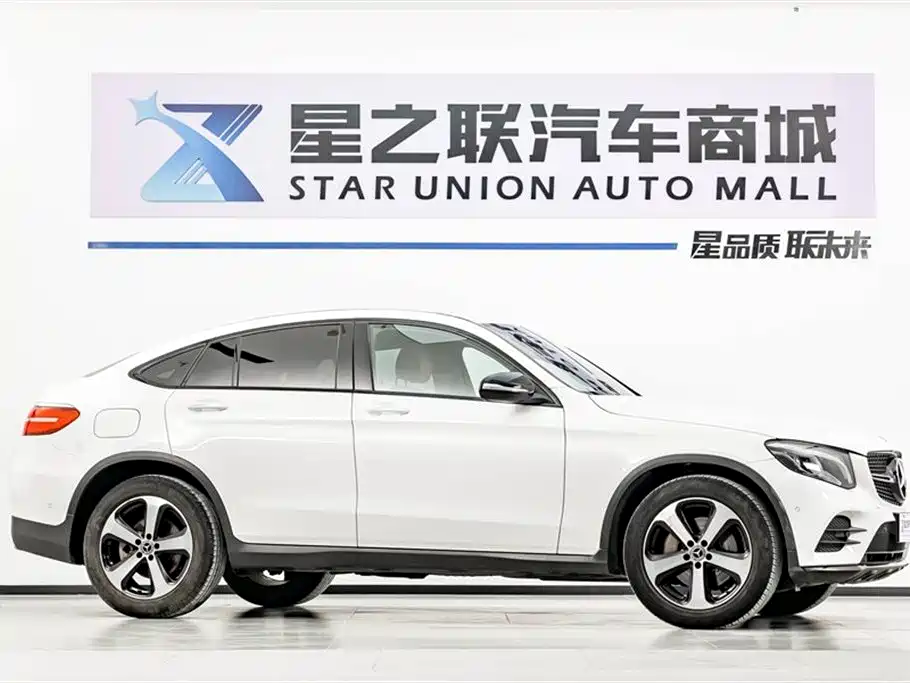 Mercedes-Benz GLC 2019 GLC 200 4MATIC SUV