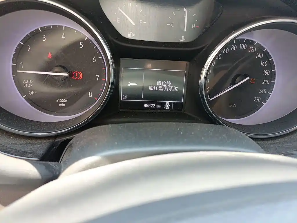 Buick Verano — миниатюра 5