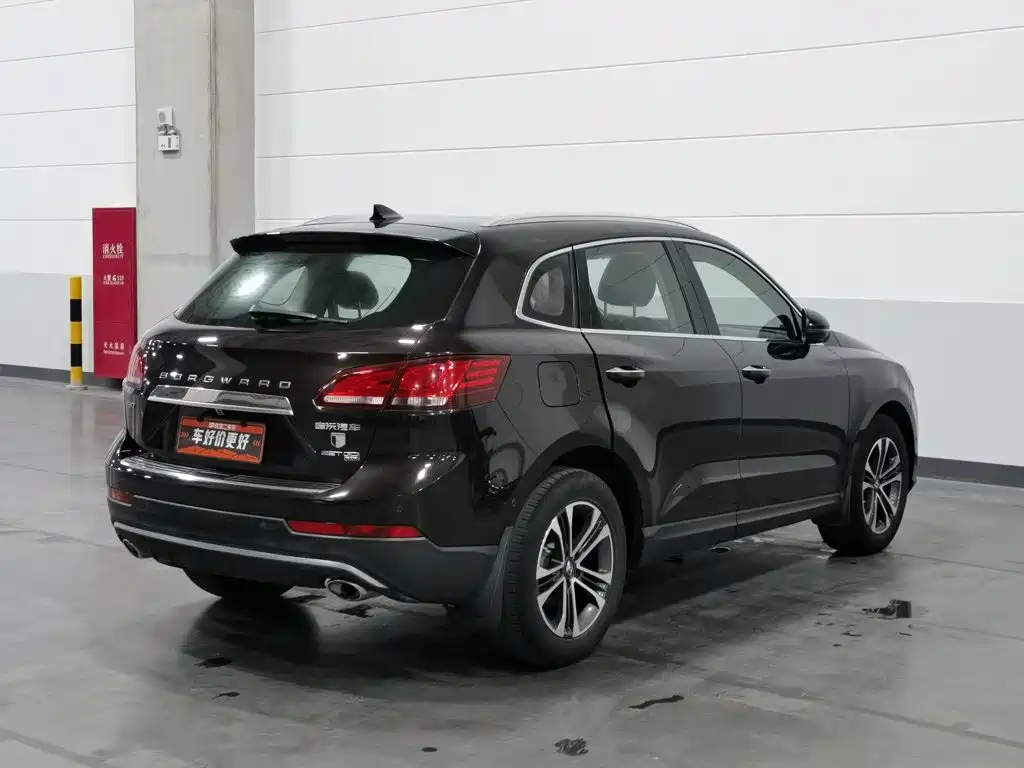 Borgward BX7 — миниатюра 2