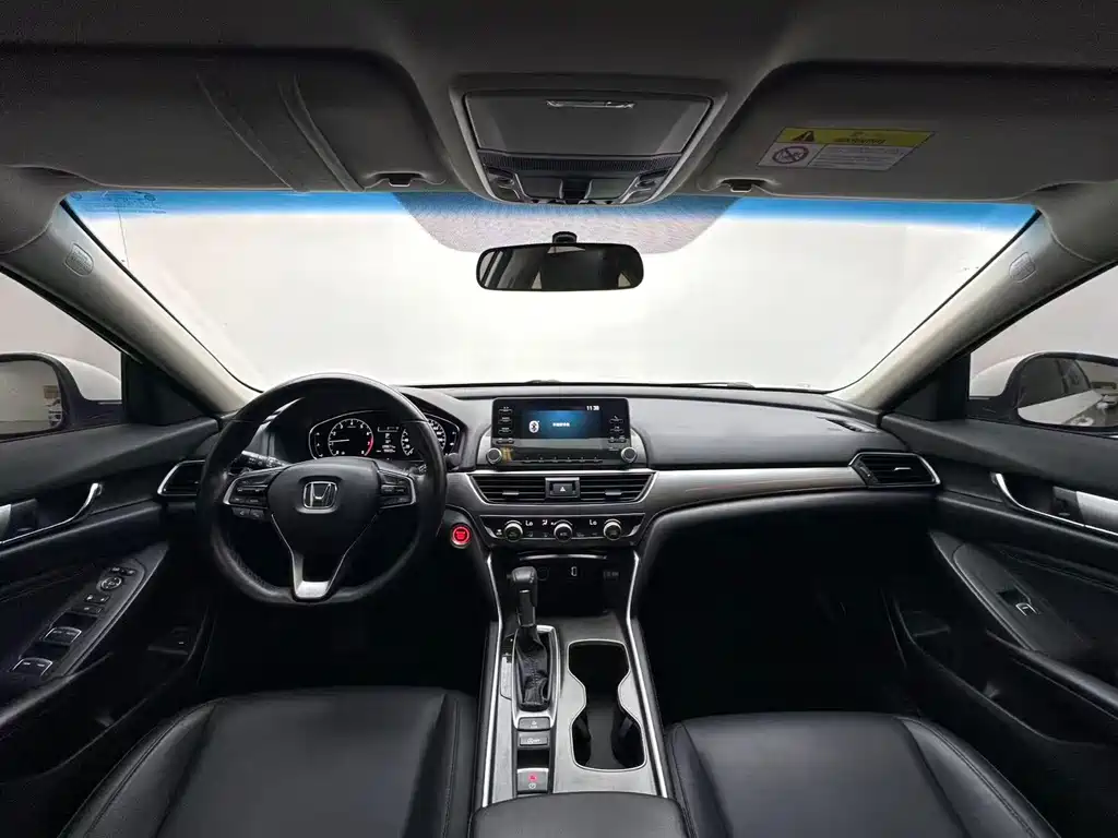 Honda Accord 2018 260TURBO Elite V