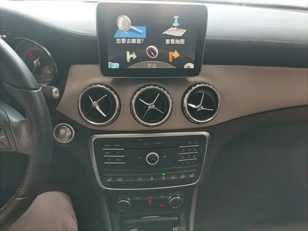 Mercedes-Benz GLA — миниатюра 13
