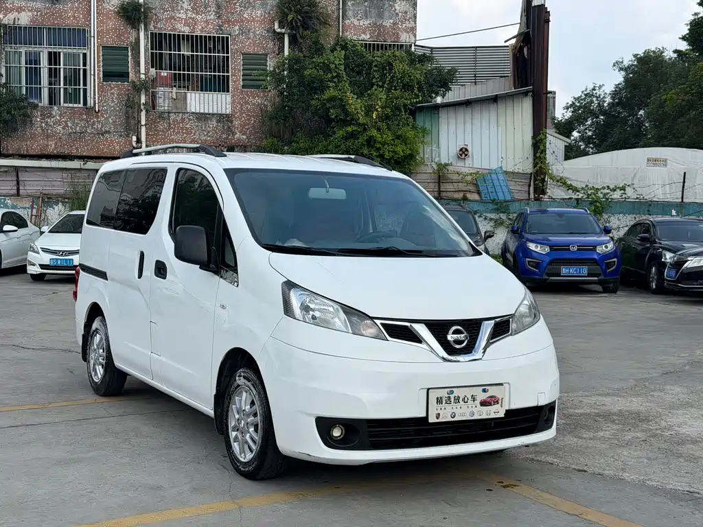 Nissan NV200 — миниатюра 3