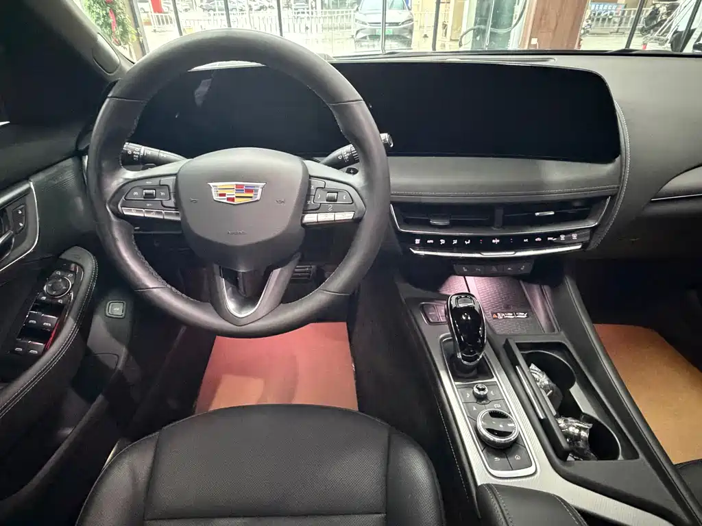 Cadillac CT5 — миниатюра 14