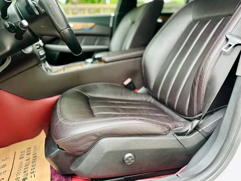 Mercedes-Benz CLS — миниатюра 21