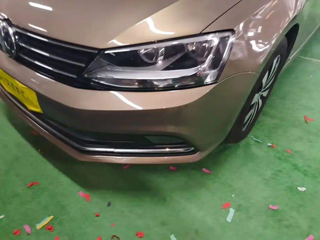 Volkswagen Sagitar — миниатюра 24