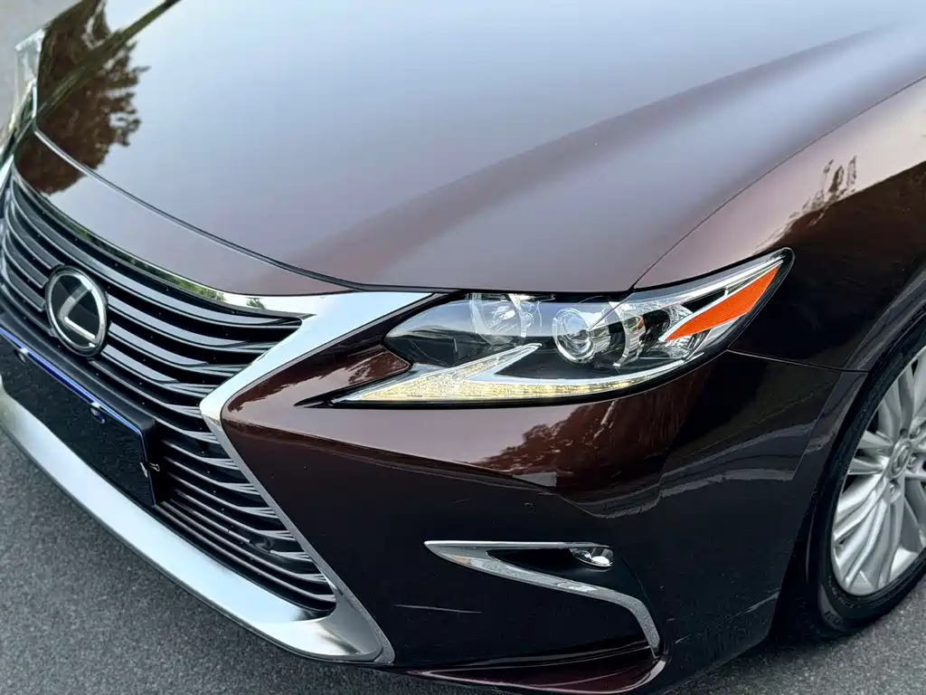 Lexus ES — миниатюра 4