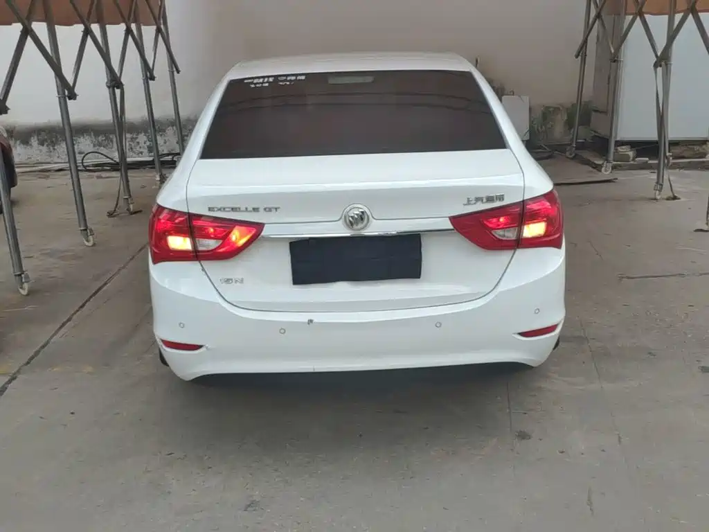 Buick Excelle — миниатюра 6
