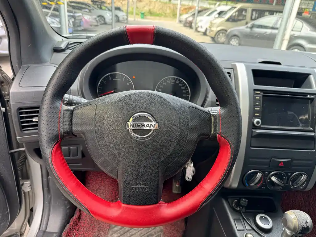 Nissan X-Trail 2012 2.0L CVT Comfort 4WD