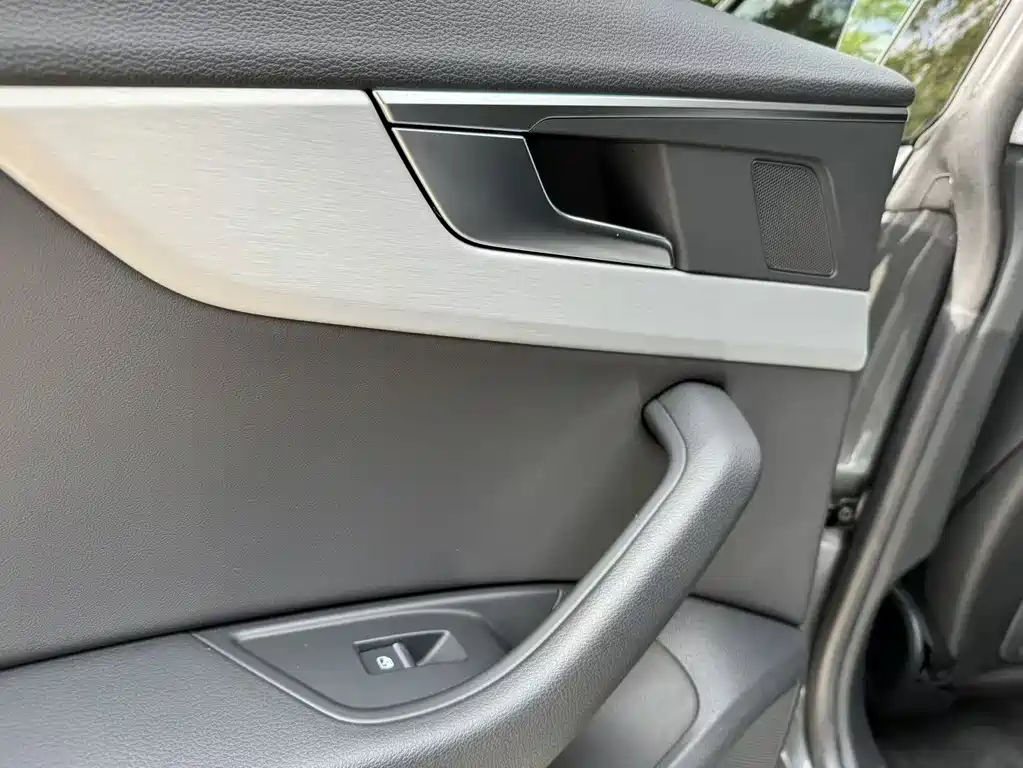 Audi A5 (Import) — миниатюра 32