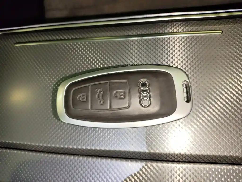 Audi A6L — миниатюра 9