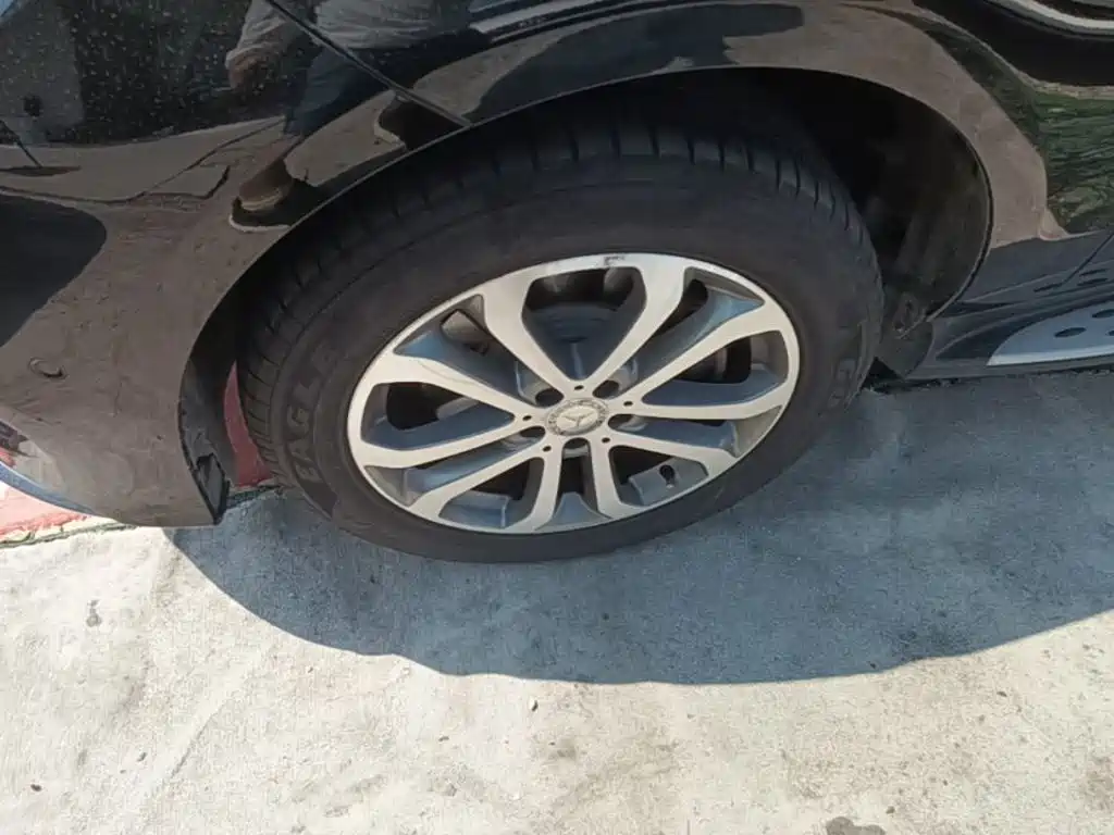 Mercedes-Benz GLE (Import) — миниатюра 23