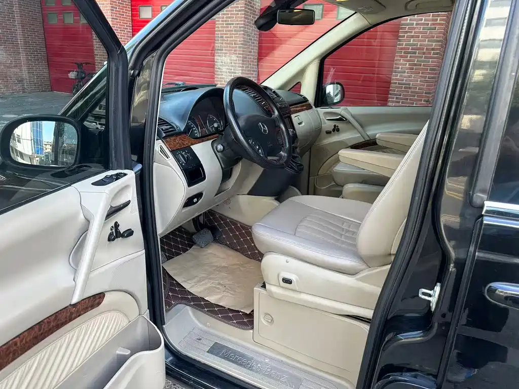 Mercedes-Benz Viano — миниатюра 4