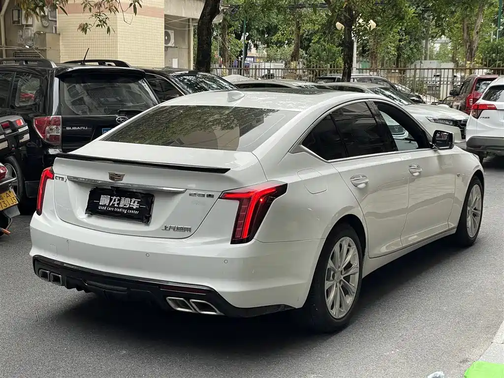Cadillac CT5 — миниатюра 8