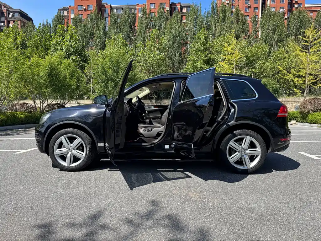 Volkswagen Touareg — миниатюра 5