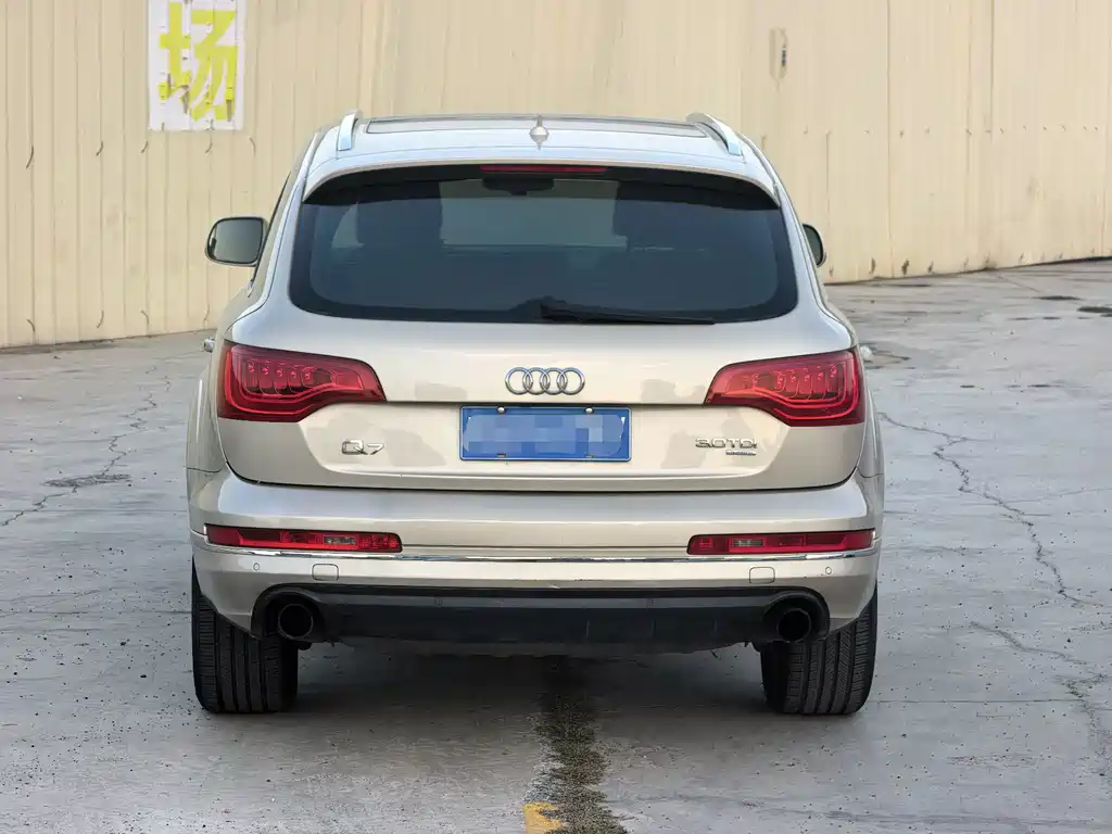 Audi Q7 — миниатюра 8