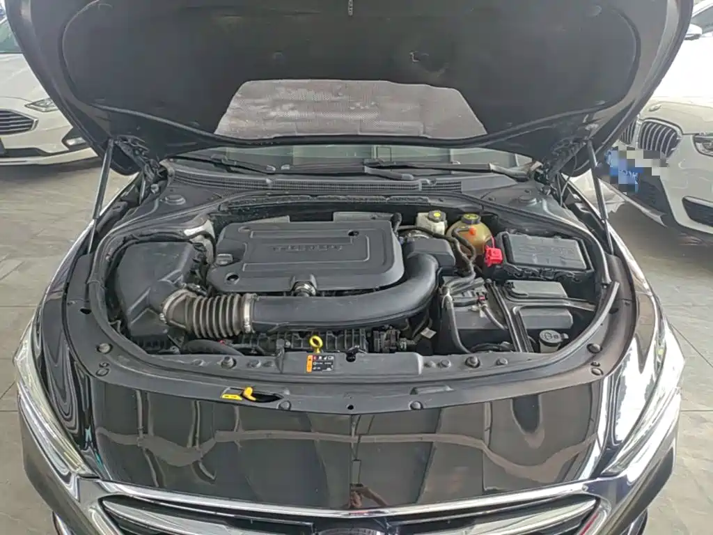Buick LaCrosse — миниатюра 20