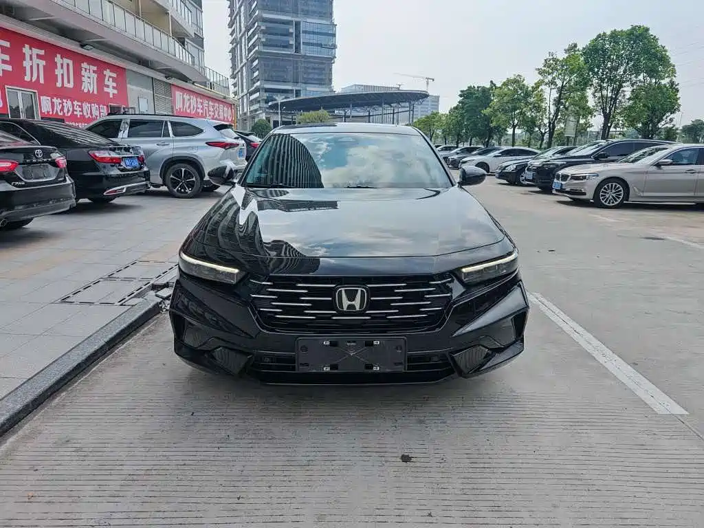 Honda Accord — миниатюра 2