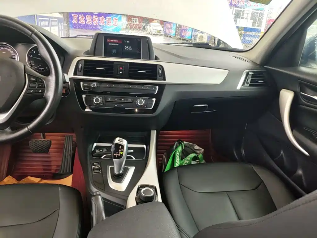 BMW 1 Series (Import) — миниатюра 13