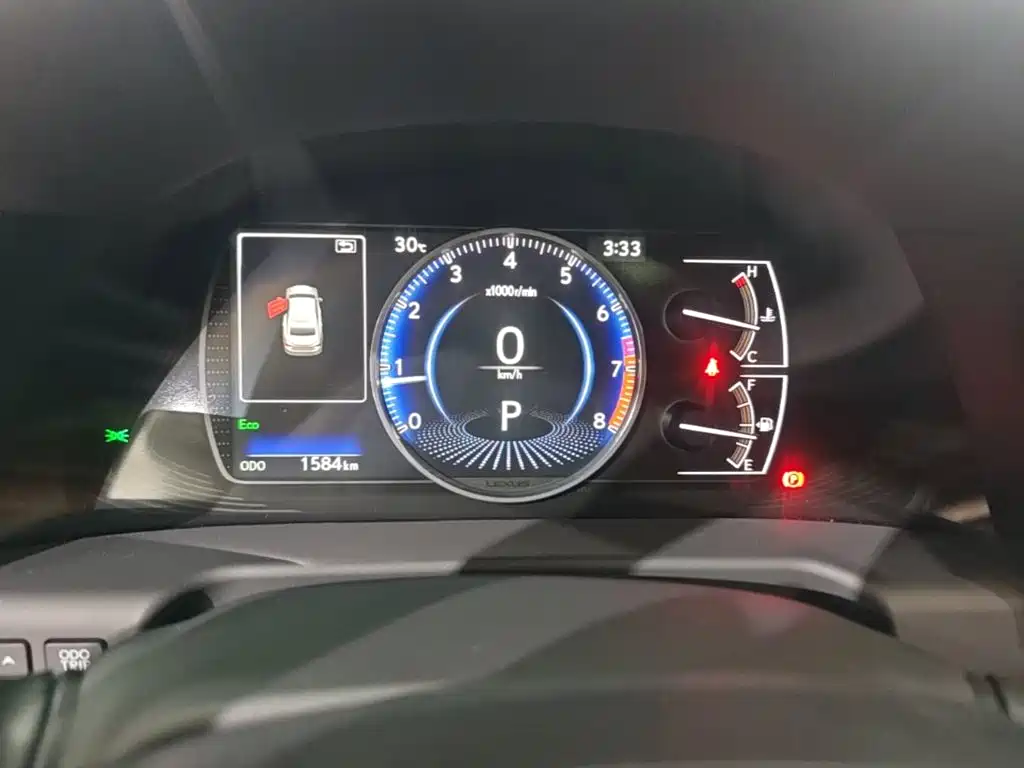 Lexus ES — миниатюра 8