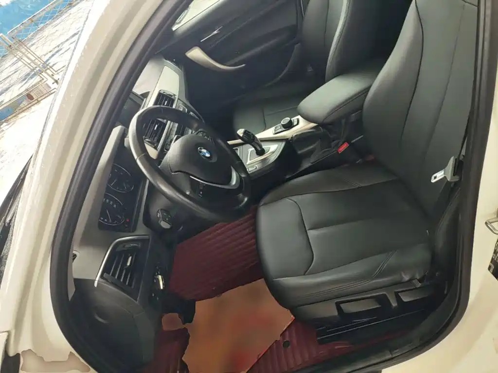 BMW 1 Series (Import) — миниатюра 15