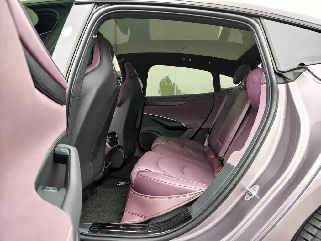 XIAOMI CAR XIAOMI SU7