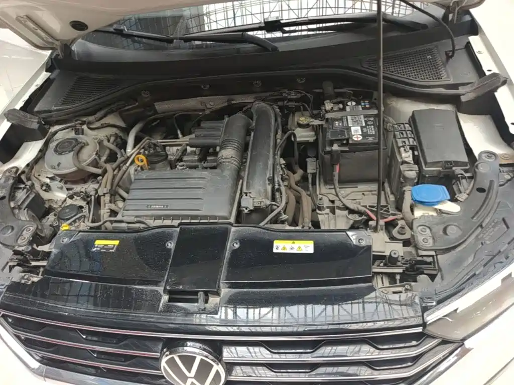 Volkswagen T-Roc — миниатюра 20