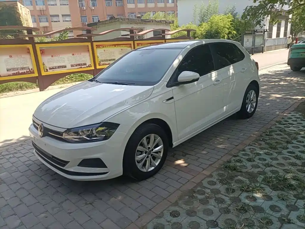Volkswagen Polo — миниатюра 2