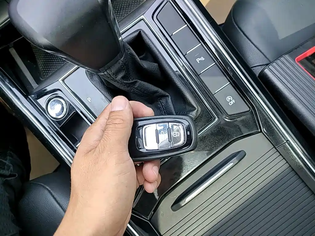 Volkswagen Phideon — миниатюра 9
