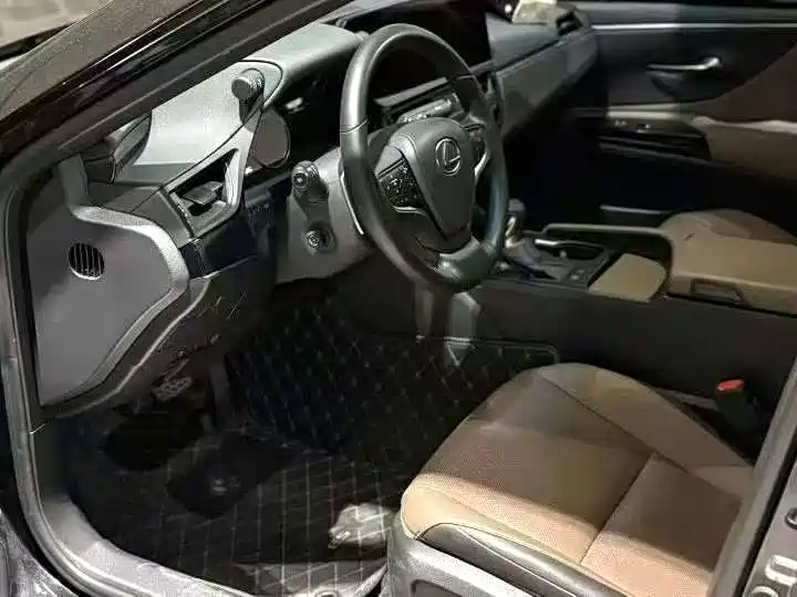 Lexus ES — миниатюра 2