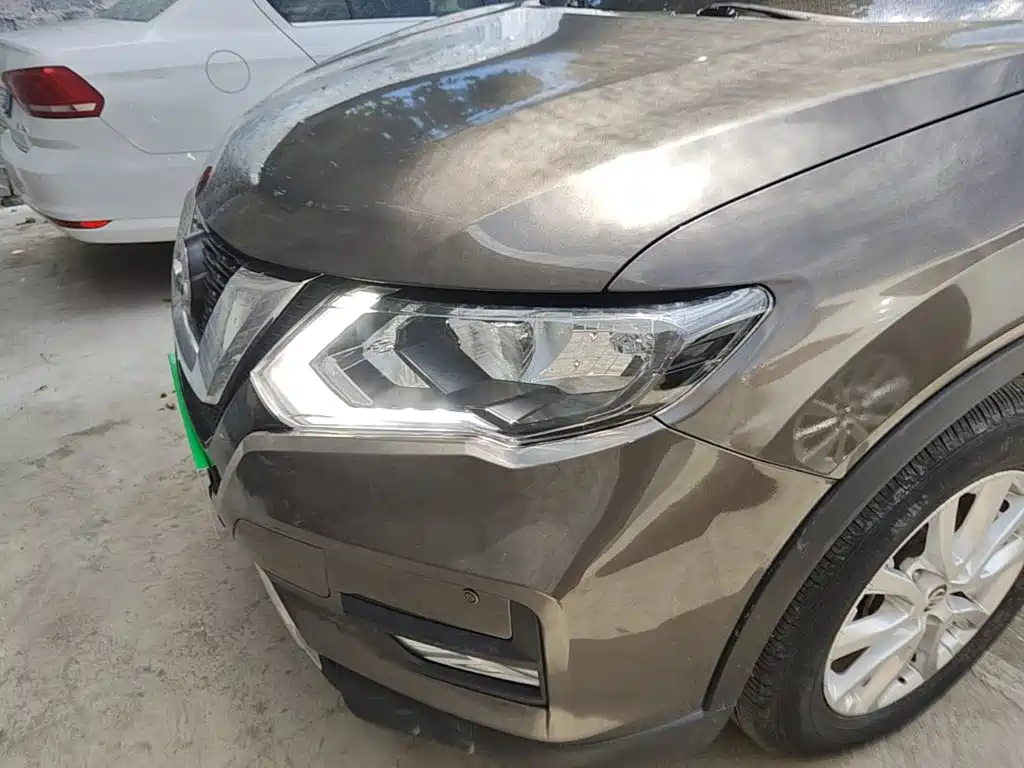 Nissan X-Trail — миниатюра 24
