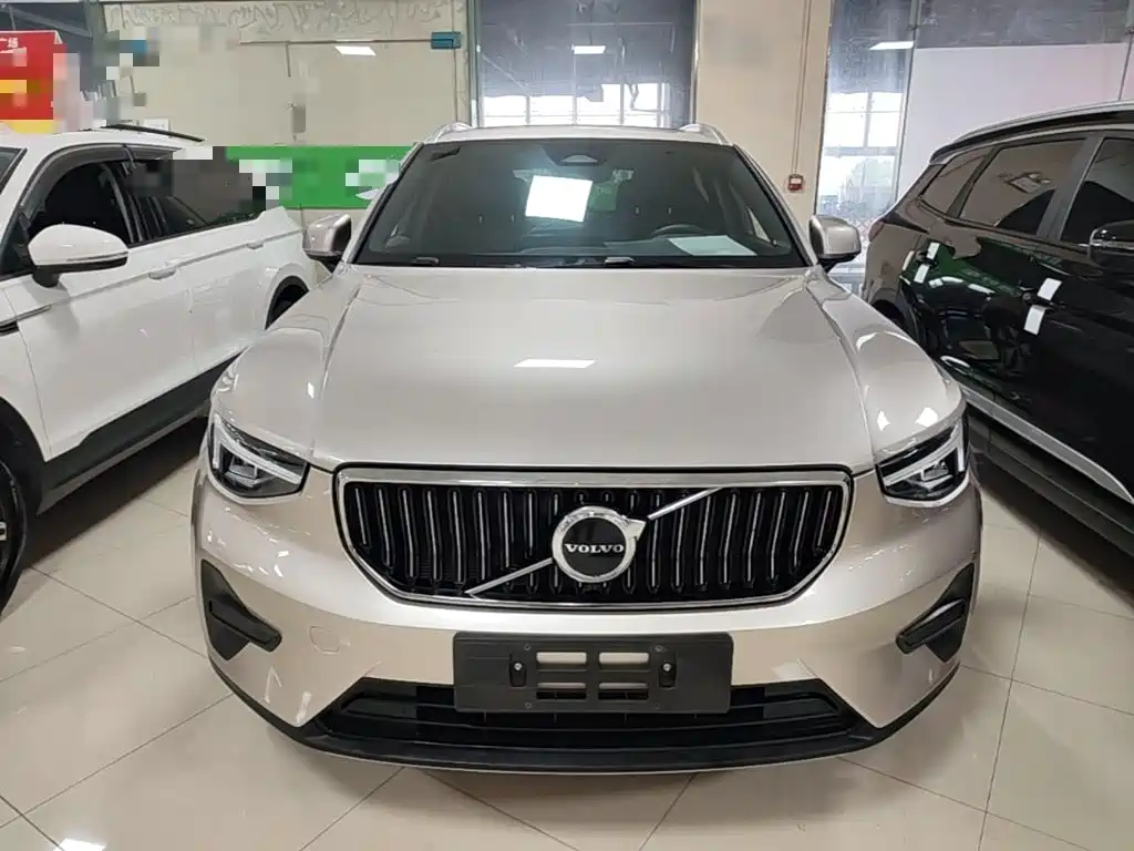 Volvo XC40 — миниатюра 3