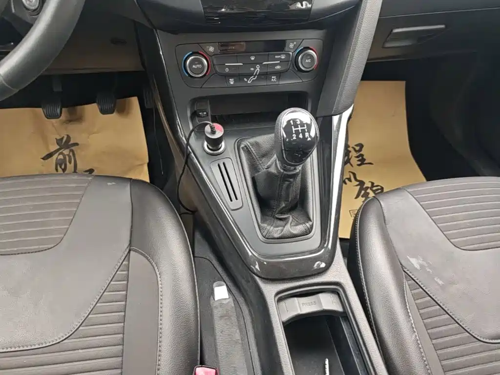 Ford Focus — миниатюра 14