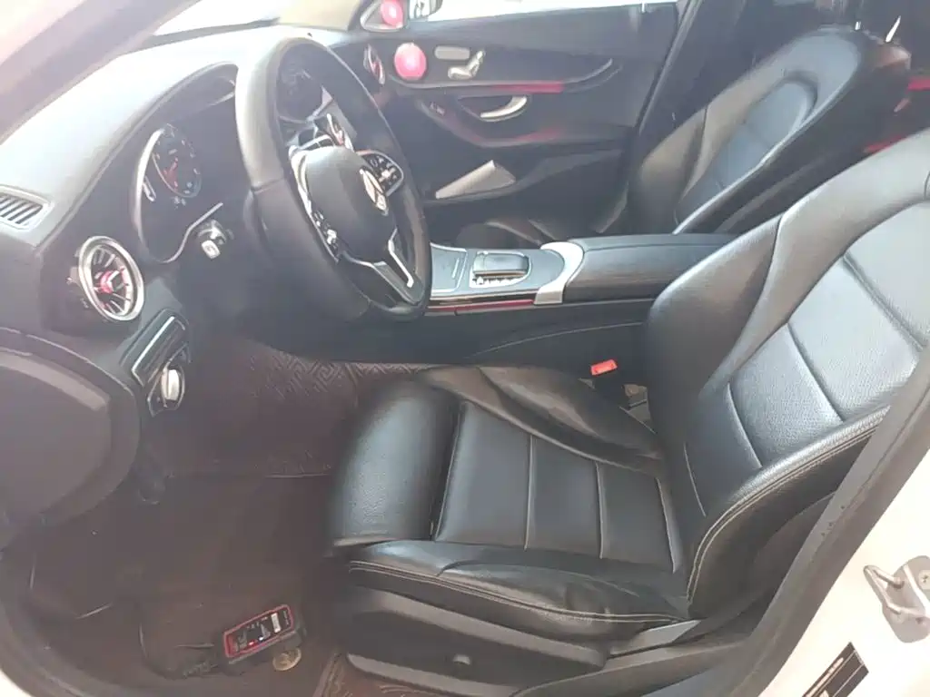 Mercedes-Benz C-Class — миниатюра 15