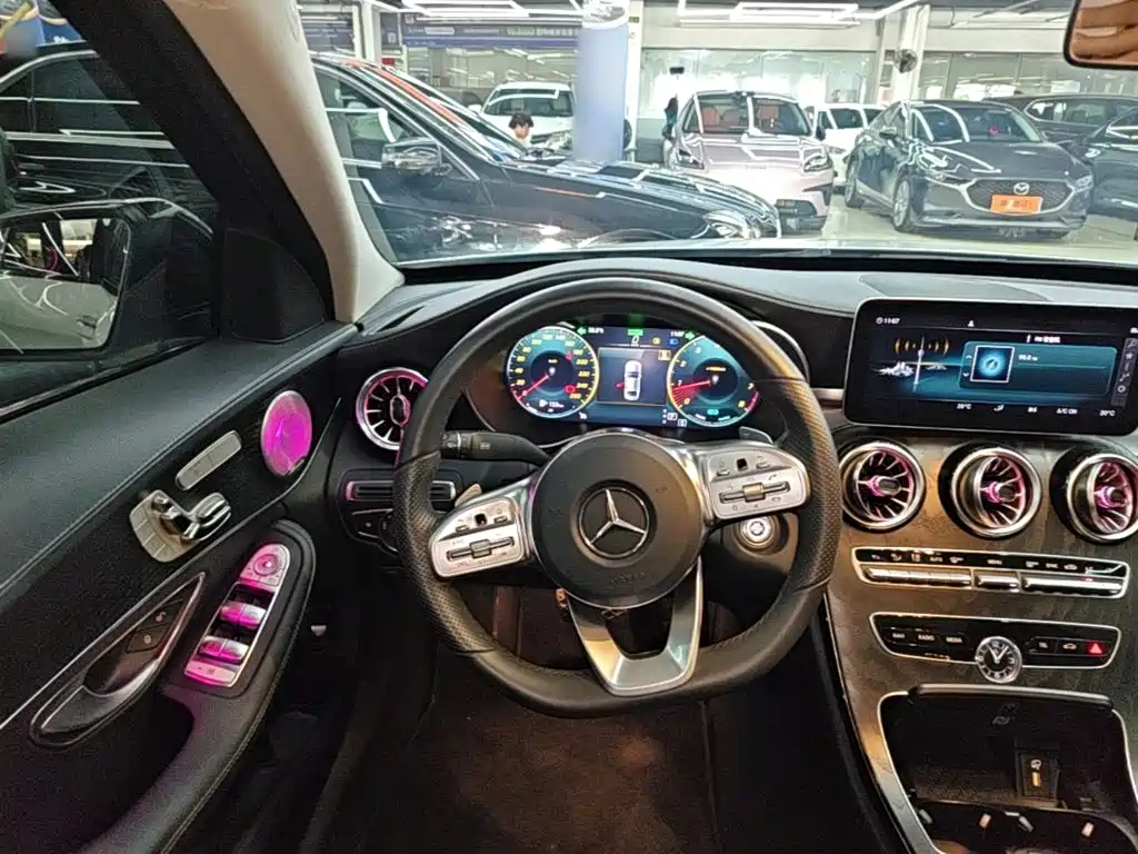 Mercedes-Benz C-Class — миниатюра 11