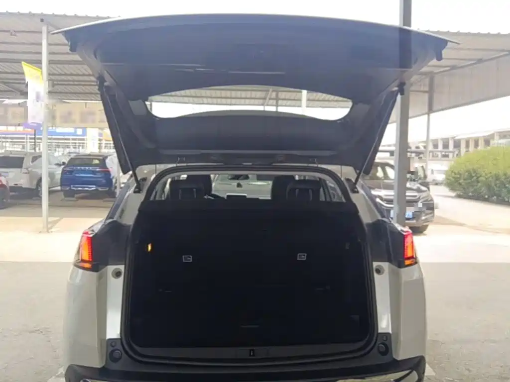 Peugeot 4008 — миниатюра 19