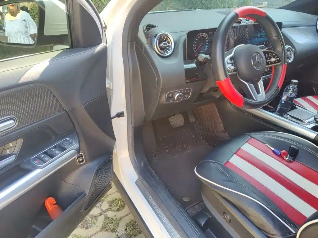 Mercedes-Benz GLA — миниатюра 12