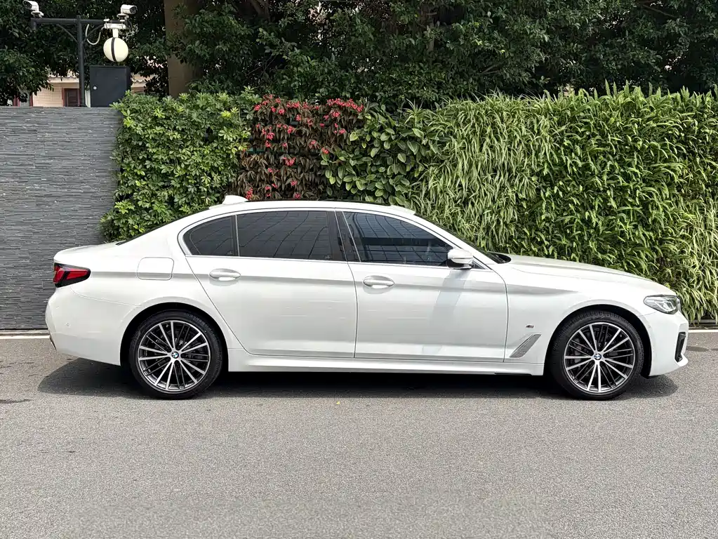 BMW 5 Series 5 2023 530Li Lead M Sport