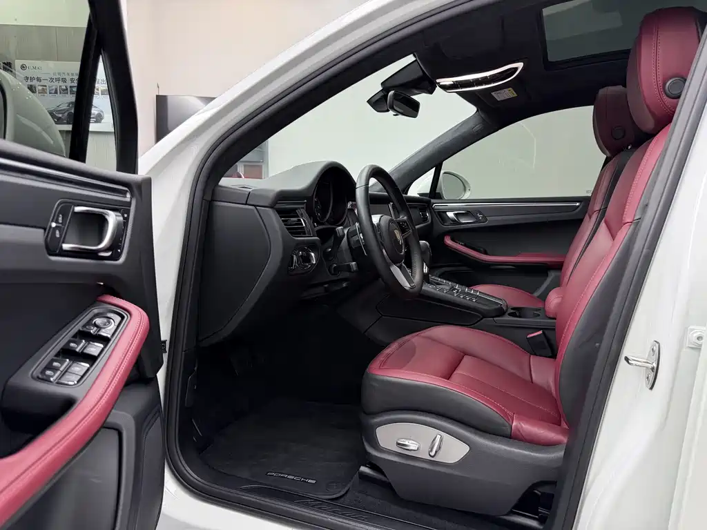 Porsche Macan — миниатюра 23