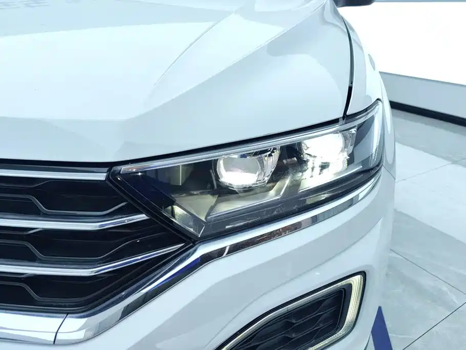 Volkswagen T-Roc — миниатюра 5