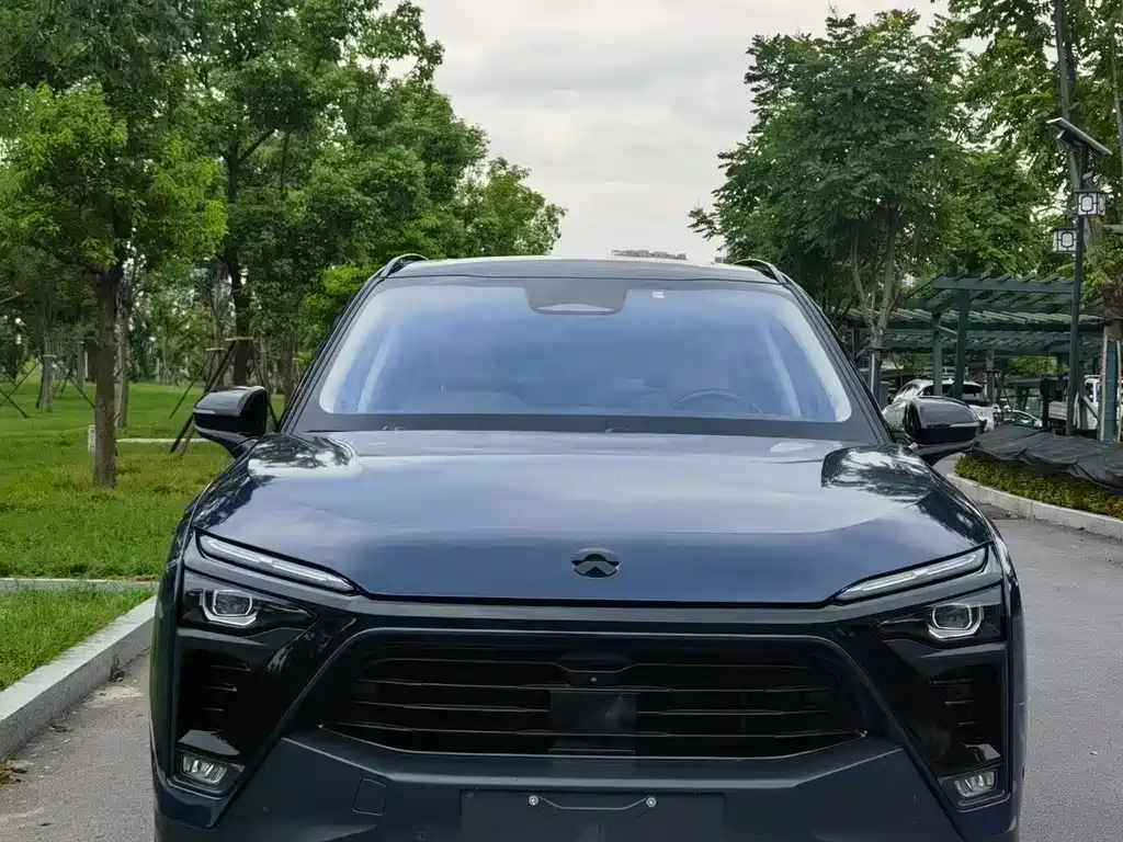 NIO ES8 — миниатюра 2