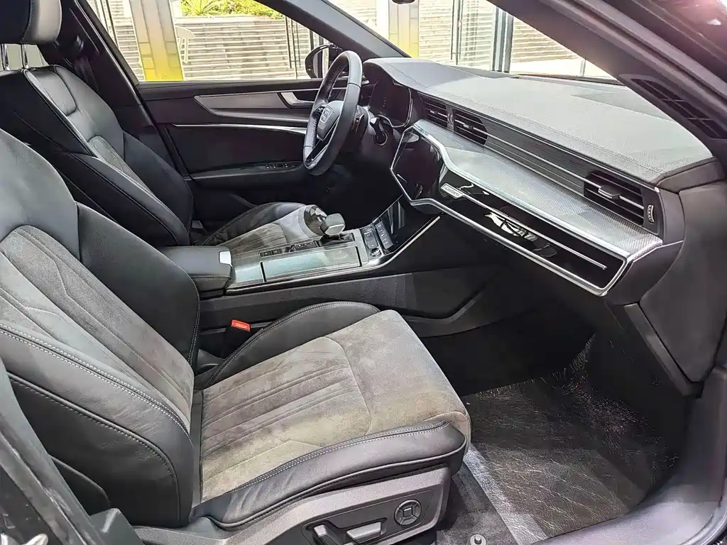 Audi A6L — миниатюра 5