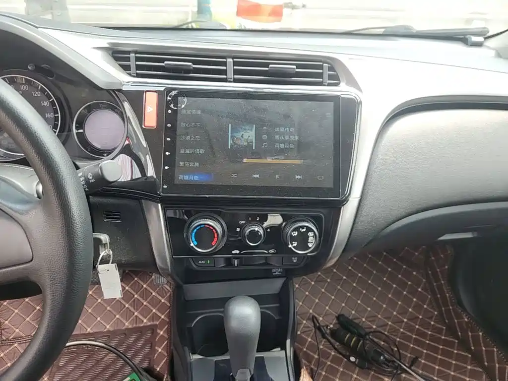 Honda City — миниатюра 13