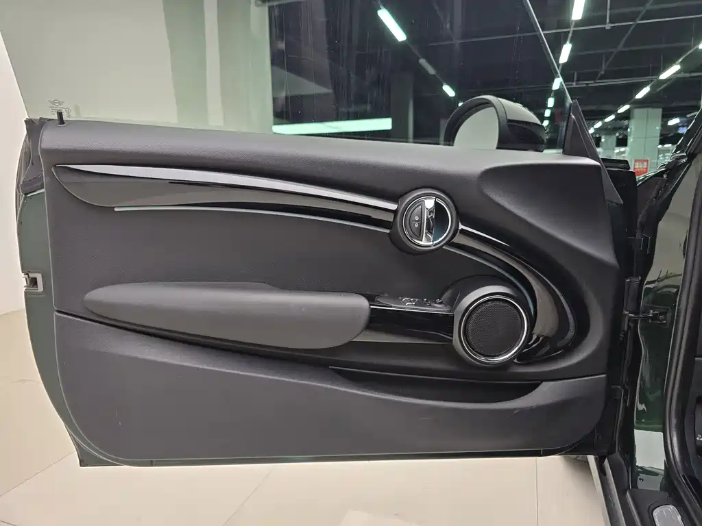 MINI Mini — миниатюра 8