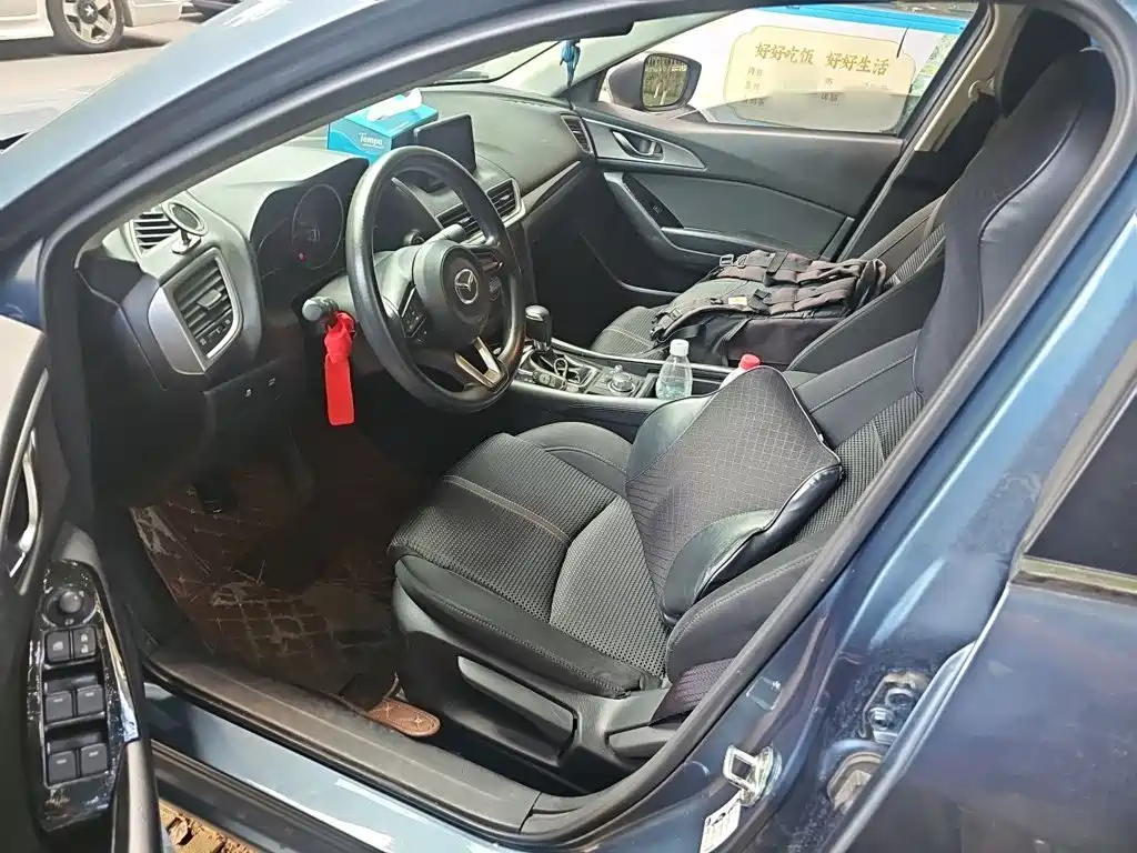 Mazda 3 Axela — миниатюра 17