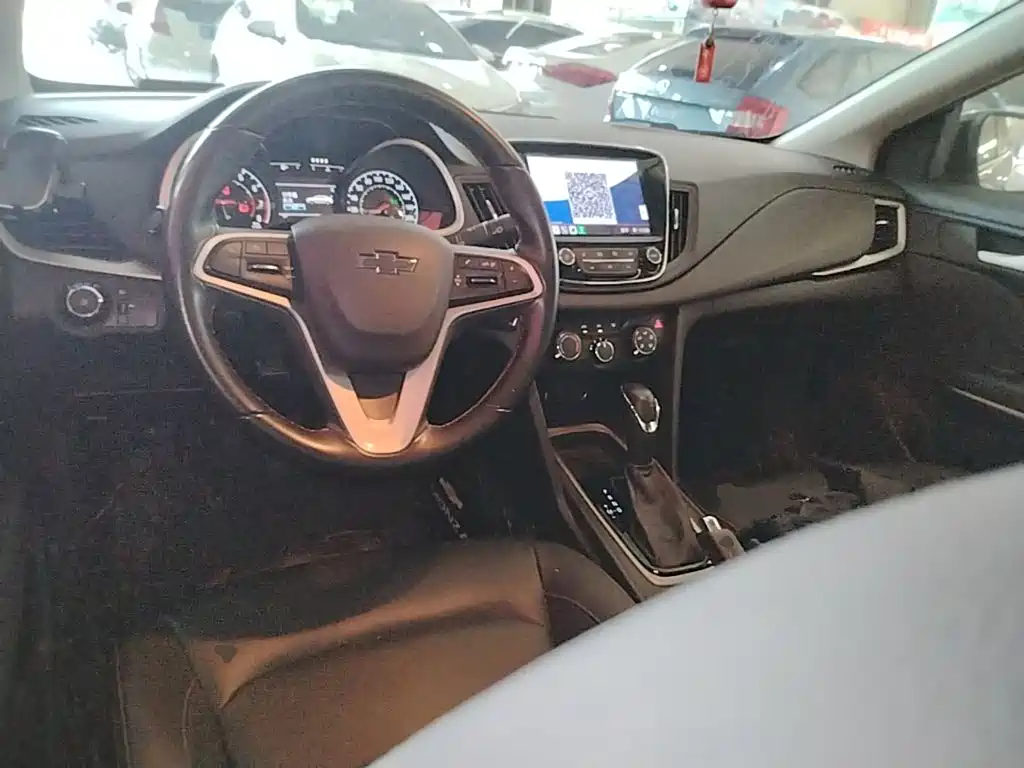 Chevrolet Monza — миниатюра 10