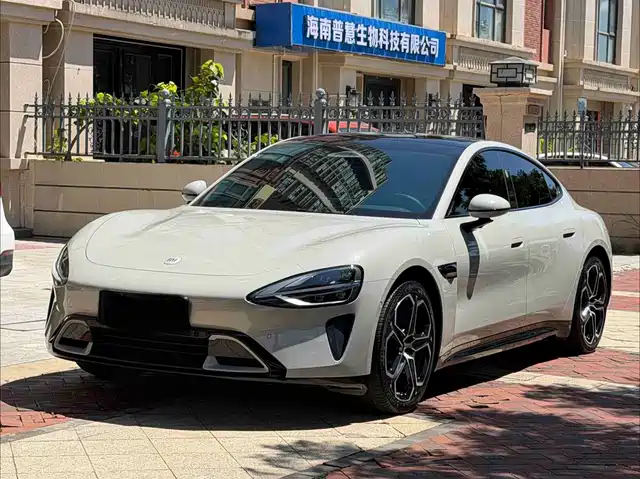 Xiaomi SU7