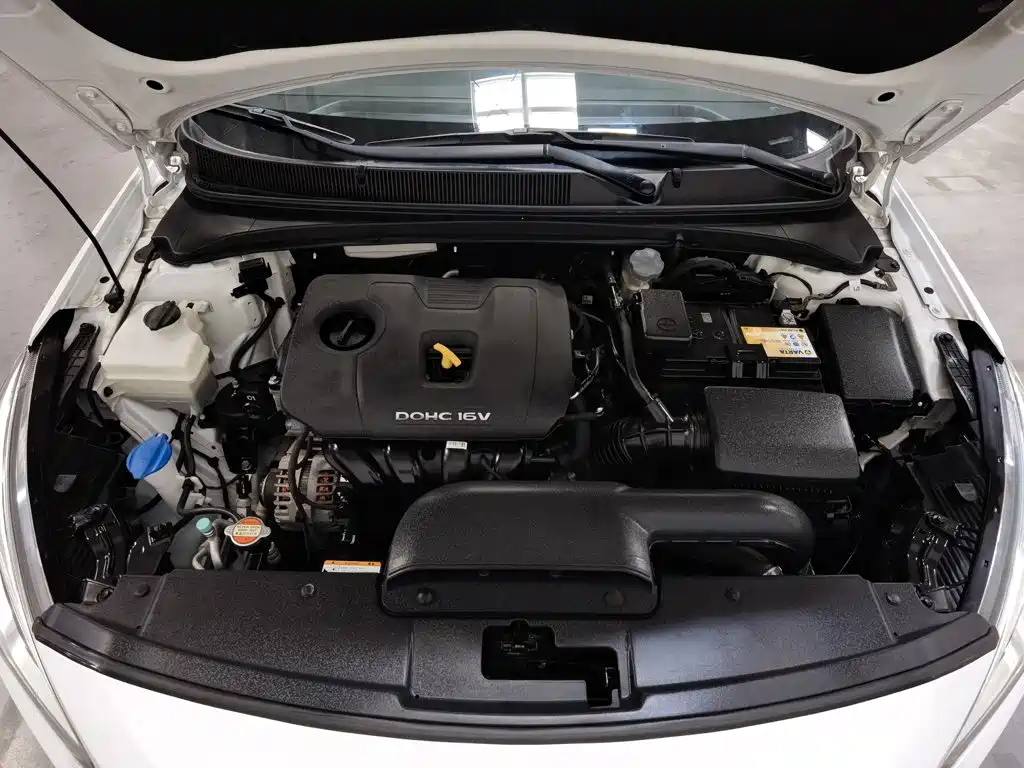 Hyundai Mistra — миниатюра 6