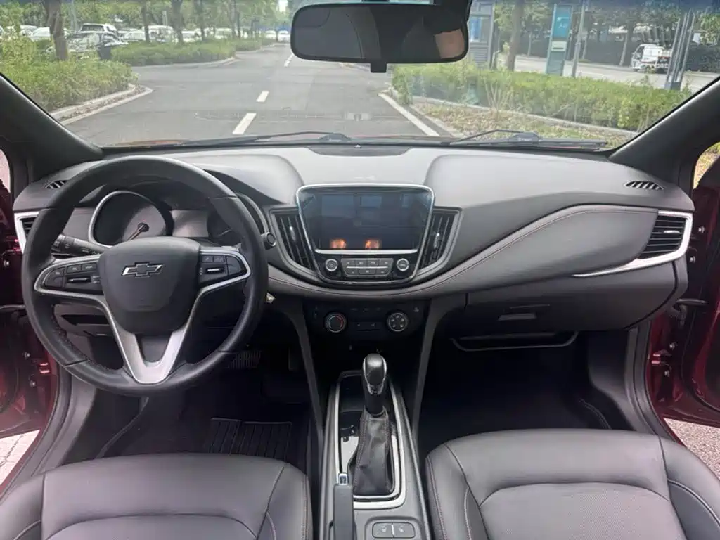 Chevrolet Monza — миниатюра 12